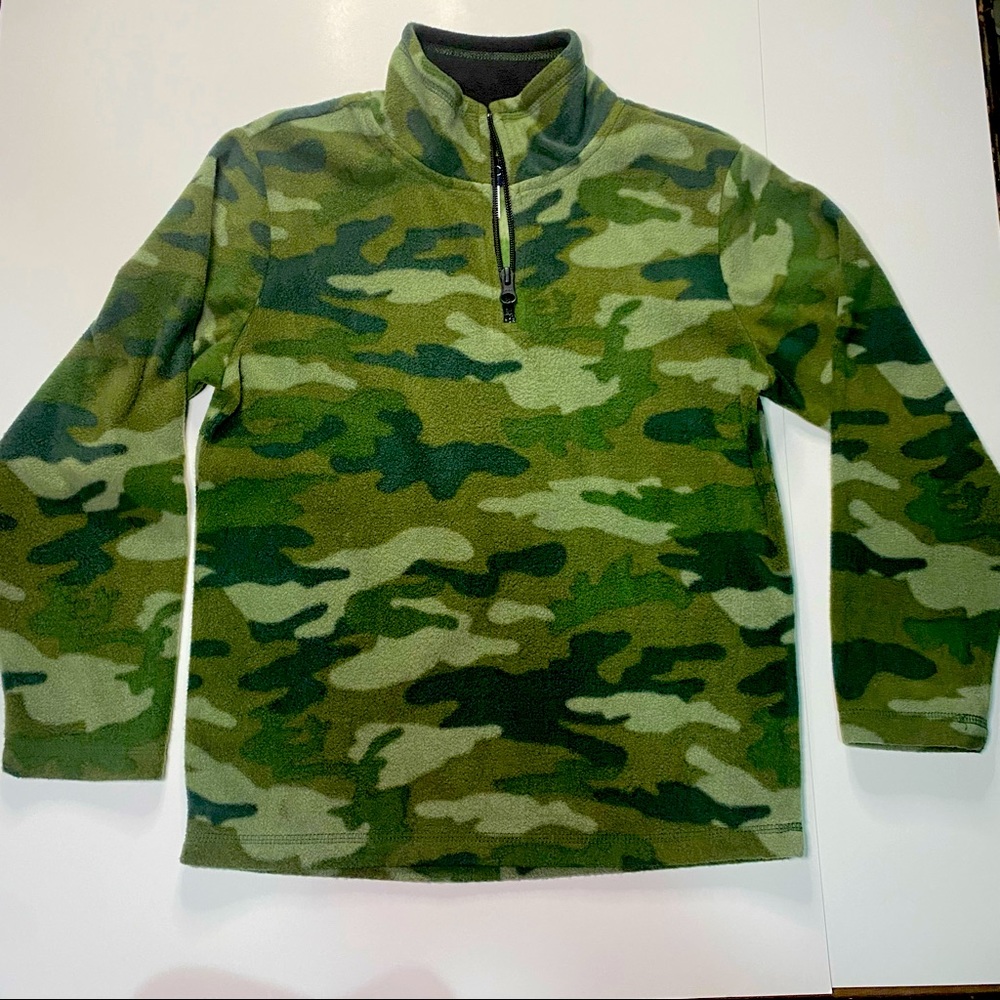 Boys Medium- 7/8 Green splotch camo Childrens place sweater